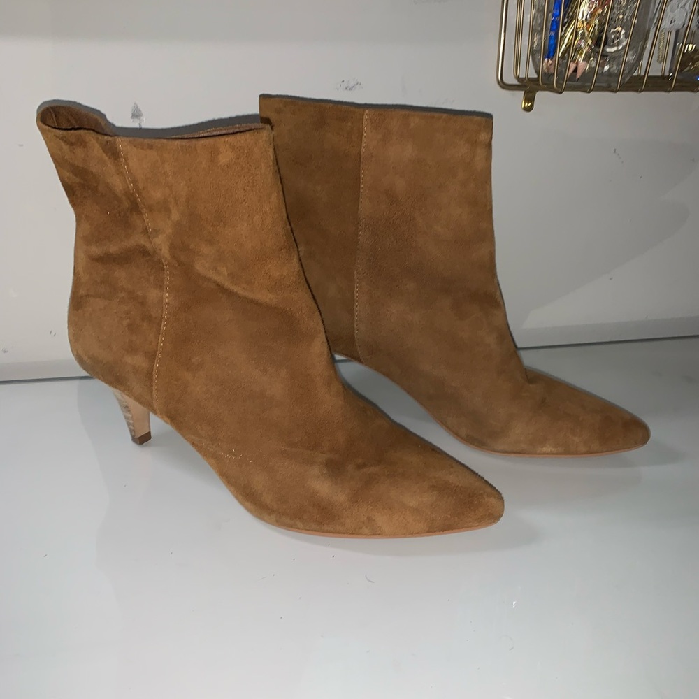 Cognac color bootie.